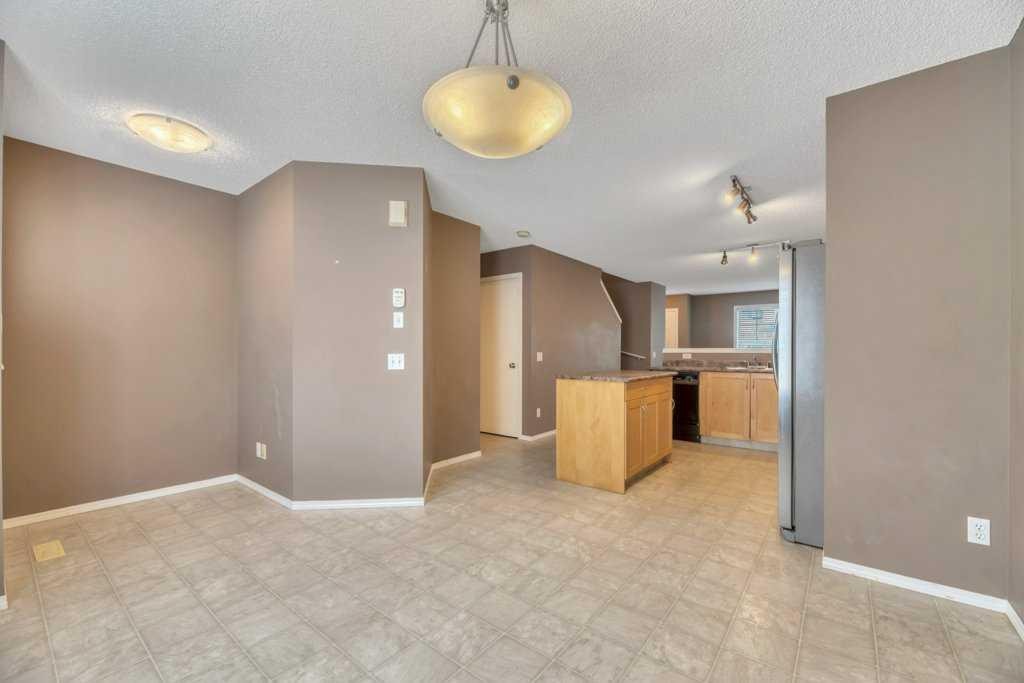 80 Elgin Gardens Se, Calgary, AB - Indoor