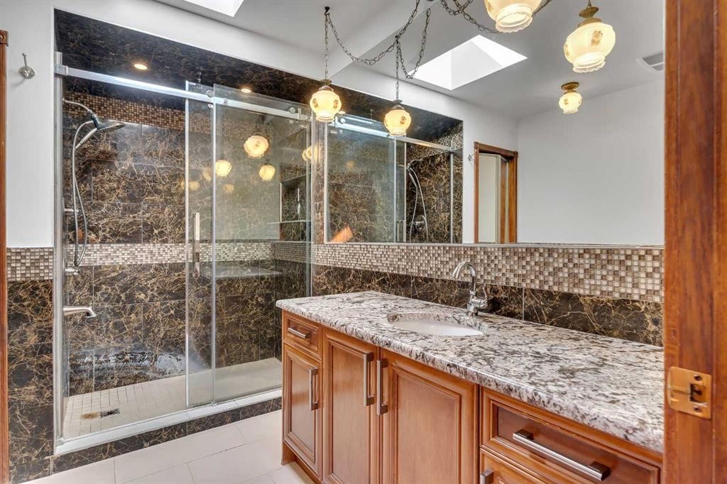4 Edgehill Crescent Nw, Calgary, AB
