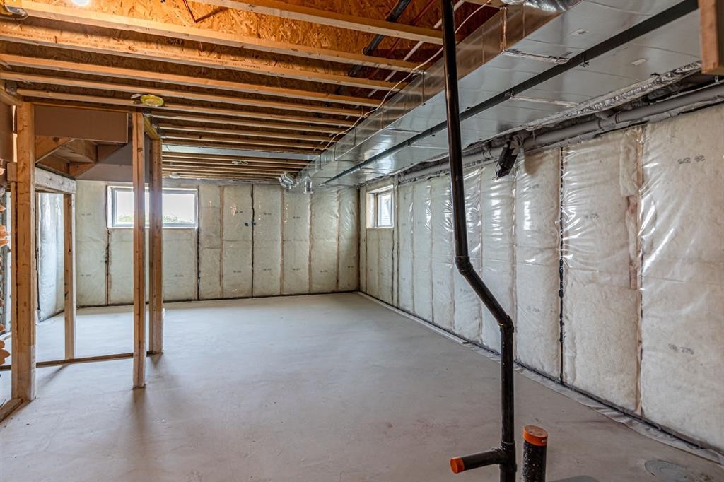 1995 Mccaskill Drive, Crossfield, AB - Indoor Photo Showing Basement