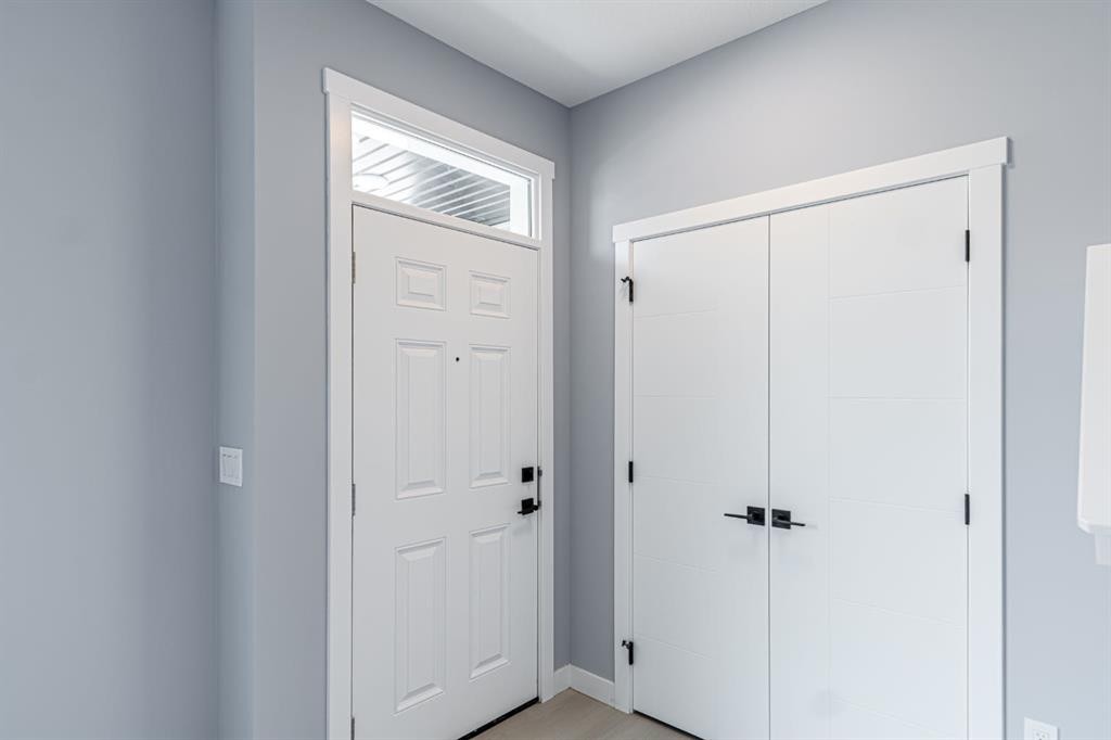 1995 Mccaskill Drive, Crossfield, AB - Indoor Photo Showing Other Room