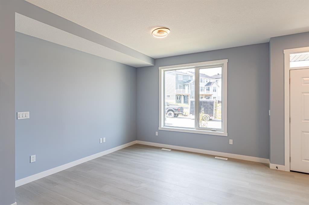 1995 Mccaskill Drive, Crossfield, AB - Indoor Photo Showing Other Room