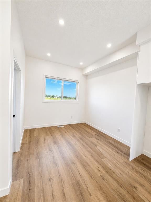 1005-200 Belvedere Boulevard Se, Calgary, AB - Indoor Photo Showing Other Room