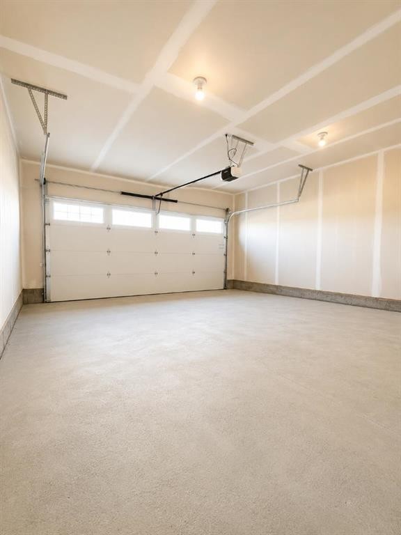 1005-200 Belvedere Boulevard Se, Calgary, AB - Indoor Photo Showing Garage