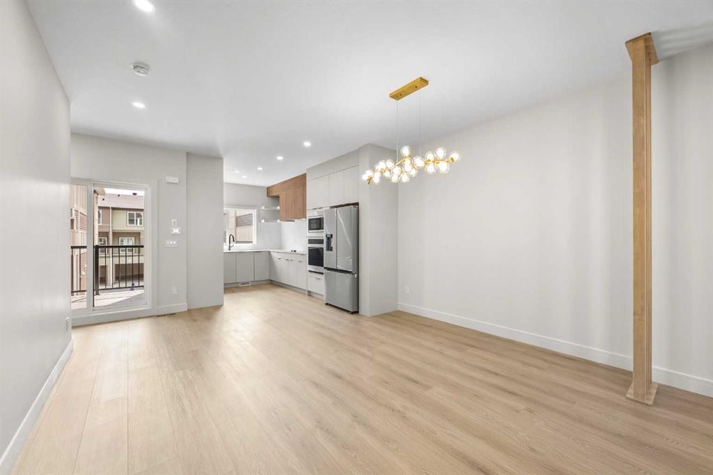 302-67 Panatella Square Nw, Calgary, AB - Indoor
