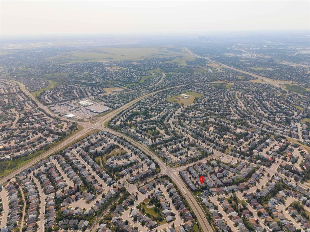 623 Hawkstone Manor Nw, Calgary, AB - Outdoor With View