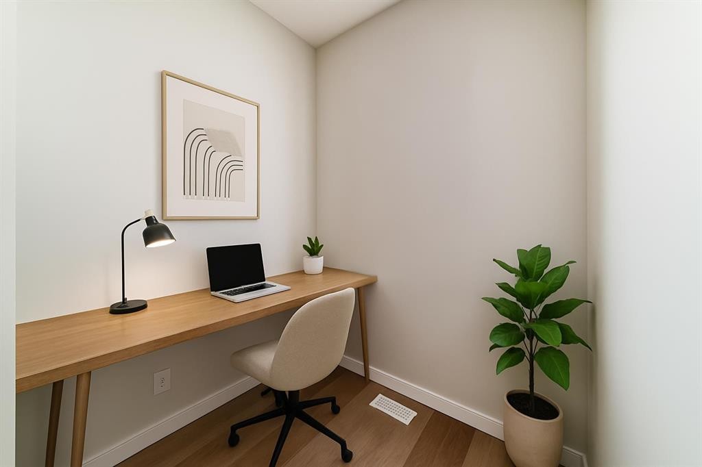 828 Sora Boulevard Se, Calgary, AB - Indoor Photo Showing Office