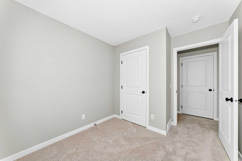 277 Heirloom Way Se, Calgary, AB - Indoor Photo Showing Other Room