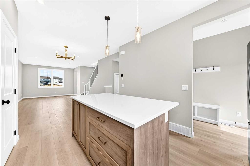 277 Heirloom Way Se, Calgary, AB - Indoor
