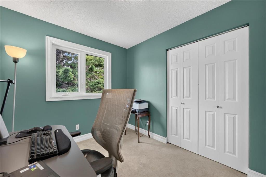 2511 Exshaw Road Nw, Calgary, AB - Indoor