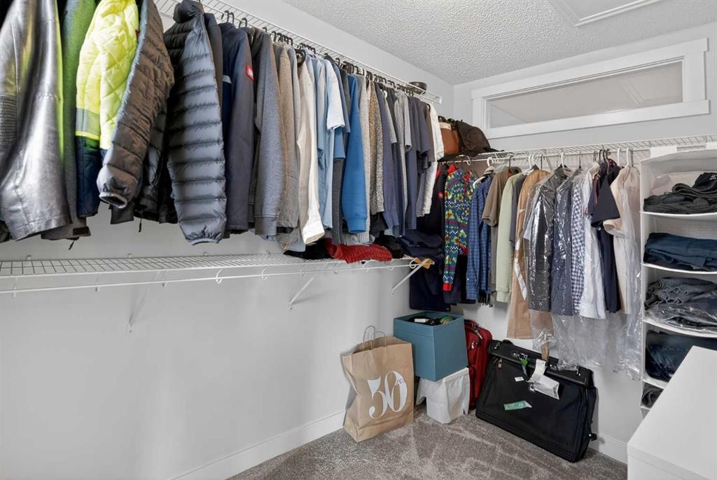 226 148 Avenue Nw, Calgary, AB - Indoor With Storage