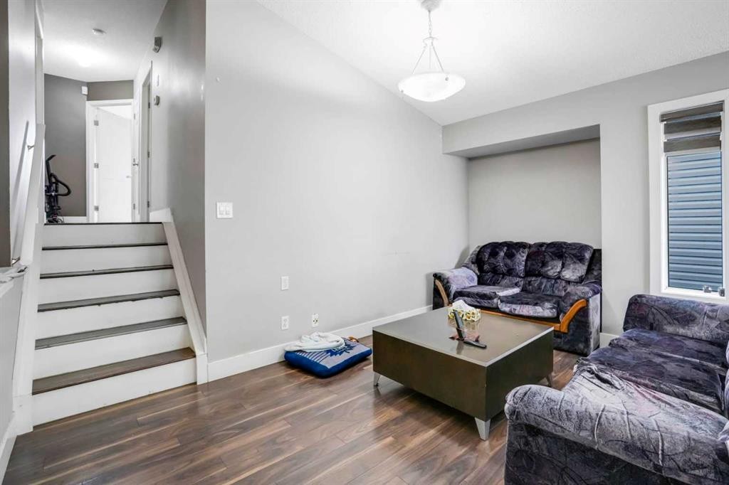 6216 Taralea Park Ne, Calgary, AB - Indoor Photo Showing Other Room
