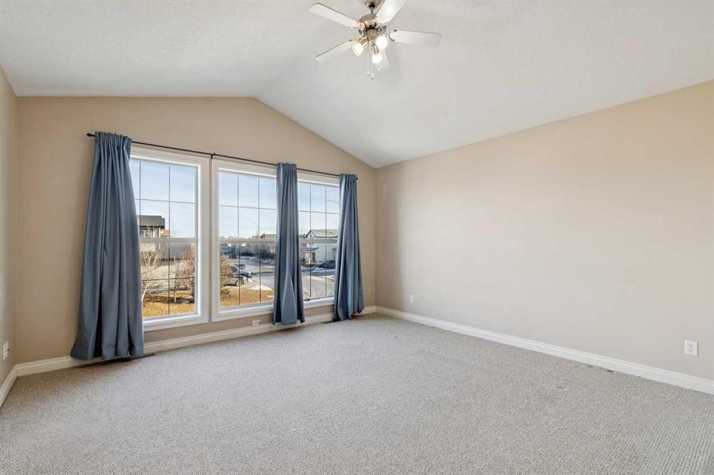 184 Cimarron Park Circle, Okotoks, AB - Indoor Photo Showing Other Room