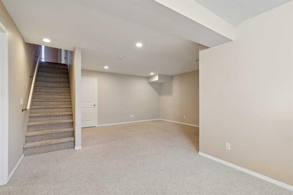 184 Cimarron Park Circle, Okotoks, AB - Indoor Photo Showing Other Room