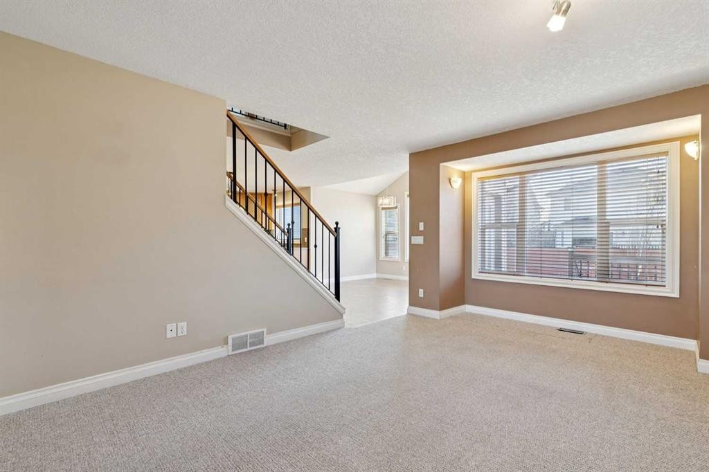 184 Cimarron Park Circle, Okotoks, AB - Indoor Photo Showing Other Room