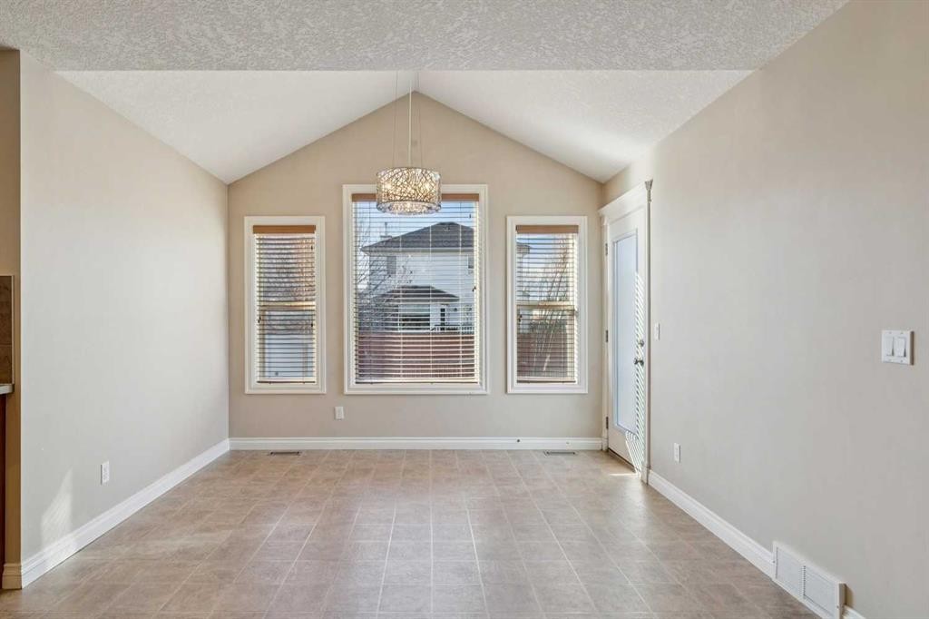 184 Cimarron Park Circle, Okotoks, AB - Indoor Photo Showing Other Room