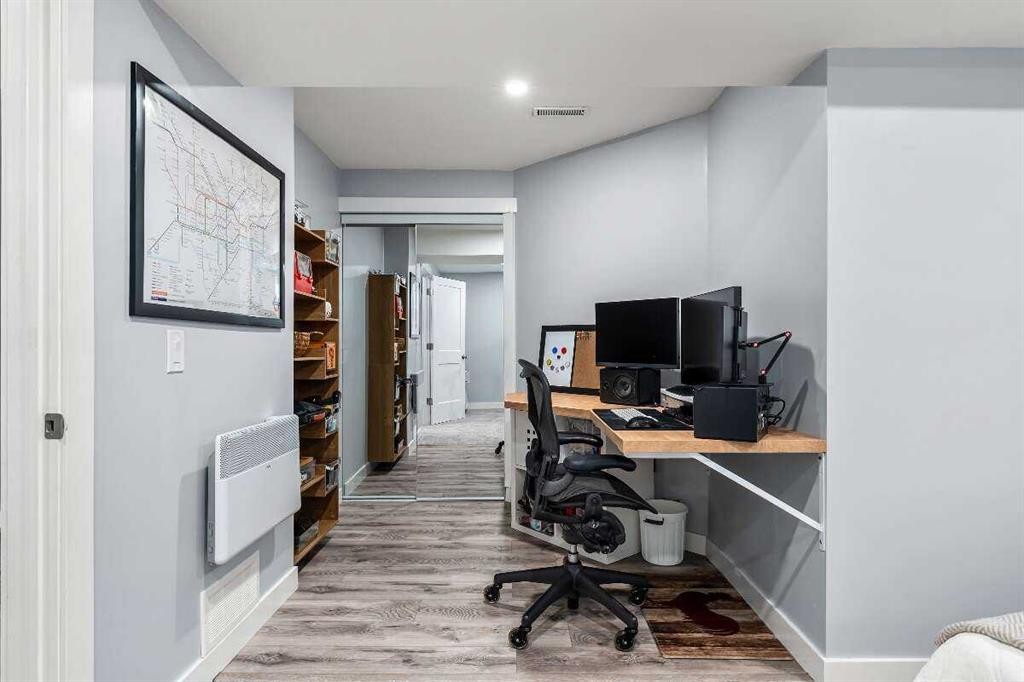 359 Mt Apex Green Se, Calgary, AB - Indoor Photo Showing Office
