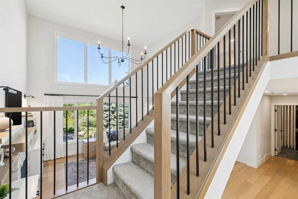 22 Patrick View Sw, Calgary, AB - Indoor Photo Showing Other Room