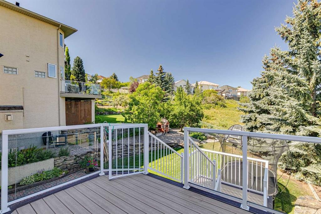 22 Patrick View Sw, Calgary, AB - Outdoor With Exterior