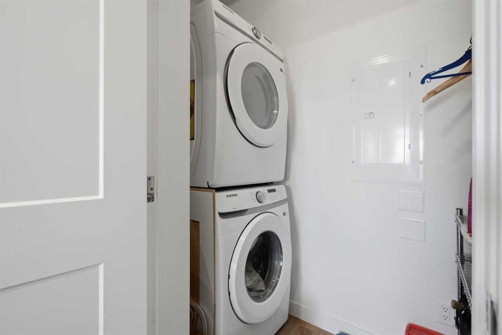 5112-200 Seton Circle Se, Calgary, AB - Indoor Photo Showing Laundry Room