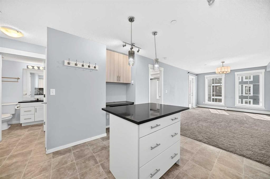 5315-755 Copperpond Boulevard Se, Calgary, AB - Indoor Photo Showing Kitchen With Upgraded Kitchen