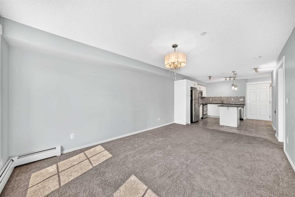 5315-755 Copperpond Boulevard Se, Calgary, AB - Indoor Photo Showing Other Room