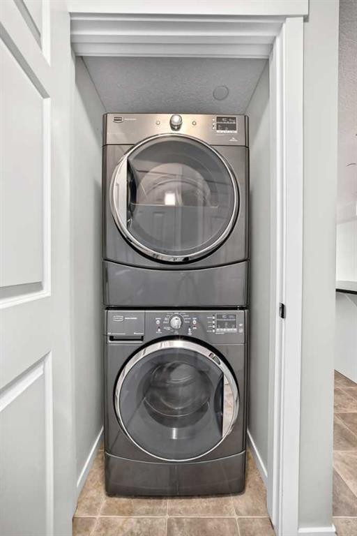 5315-755 Copperpond Boulevard Se, Calgary, AB - Indoor Photo Showing Laundry Room