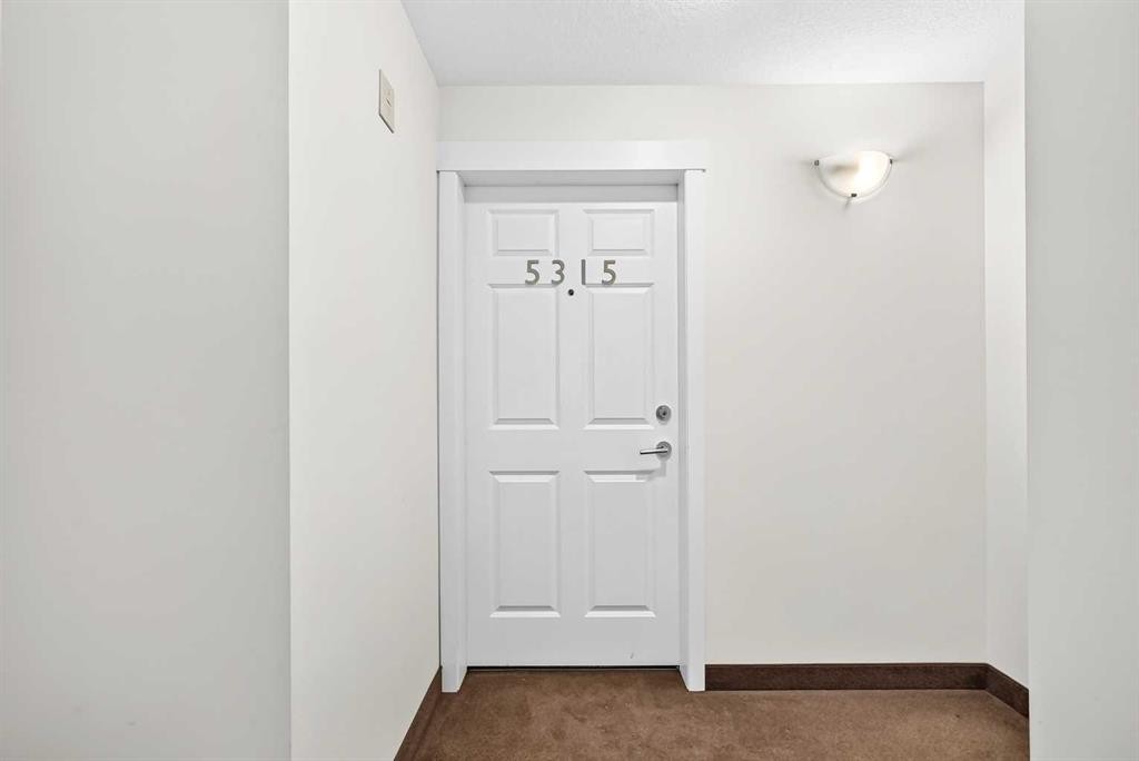 5315-755 Copperpond Boulevard Se, Calgary, AB - Indoor Photo Showing Other Room