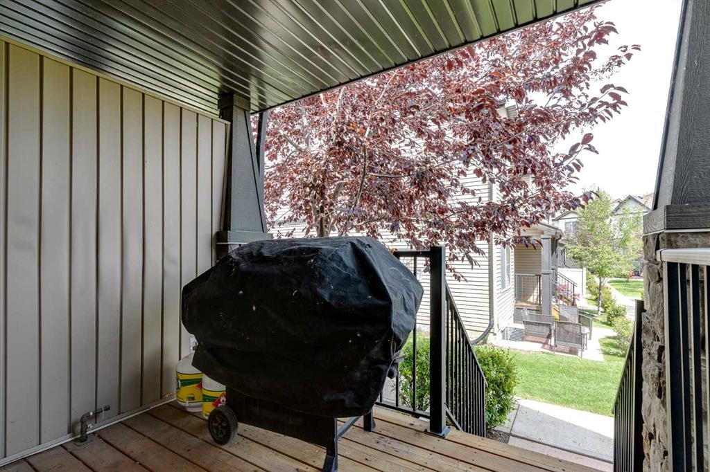 72 Copperpond Landing Se, Calgary, AB - Outdoor With Deck Patio Veranda With Exterior