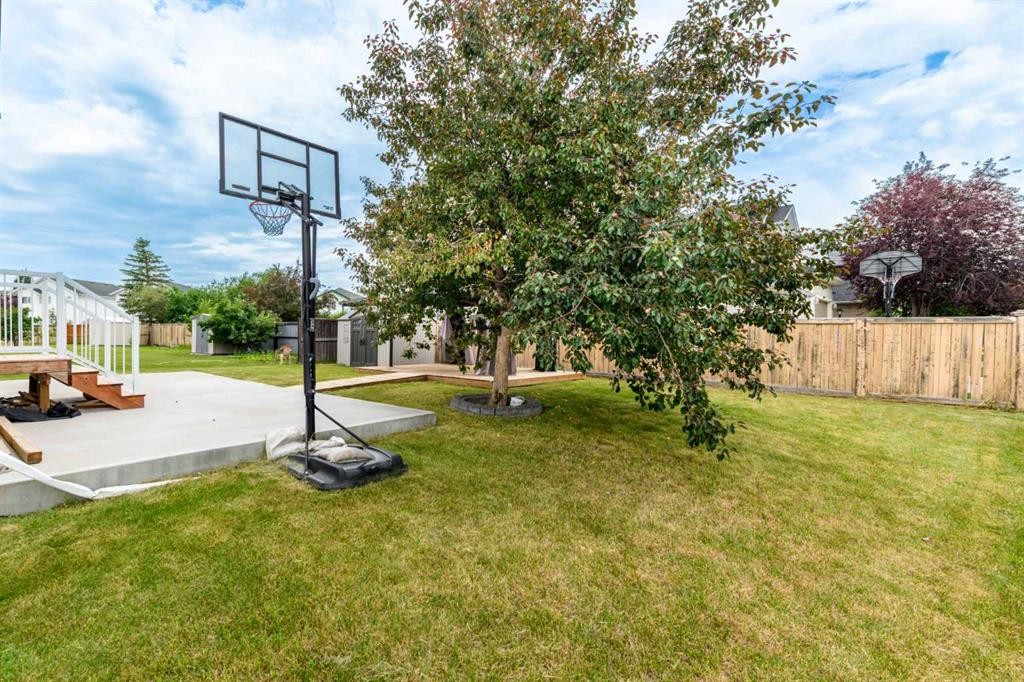 28 Coral Reef Link Ne, Calgary, AB - Outdoor With Backyard