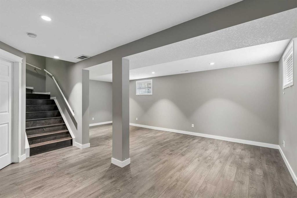 139 Hidden Creek Gardens Nw, Calgary, AB - Indoor Photo Showing Other Room