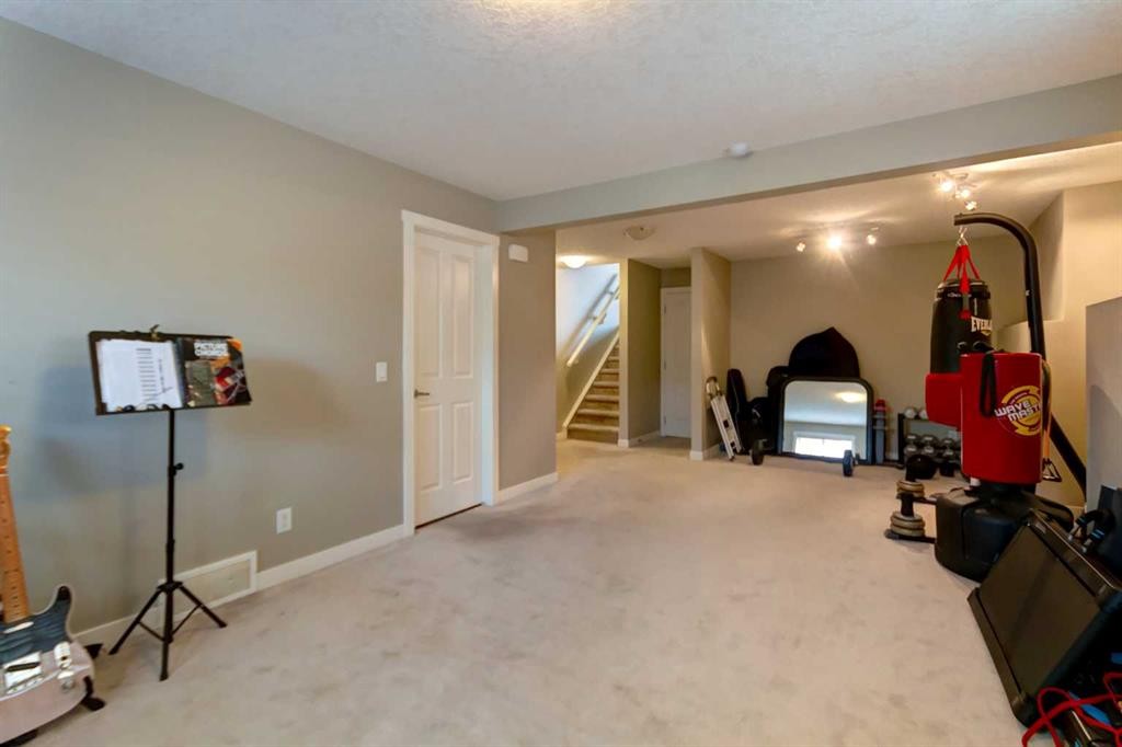 6 Elgin Meadows Road Se, Calgary, AB - Indoor