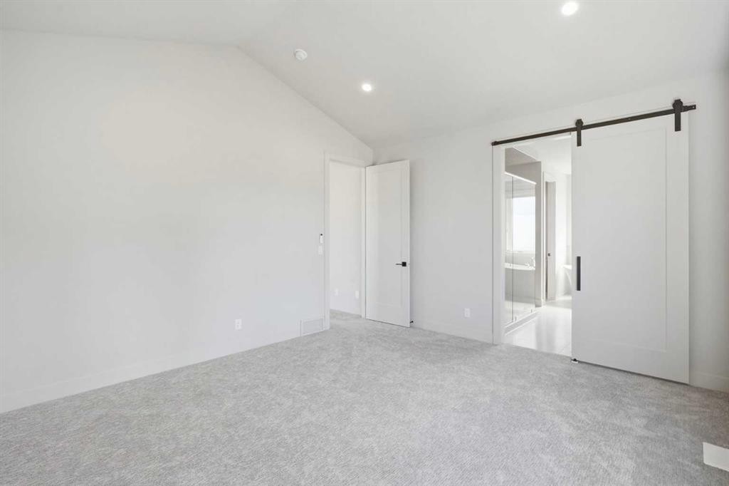 3 Mystic Ridge Way Sw, Calgary, AB - Indoor Photo Showing Other Room