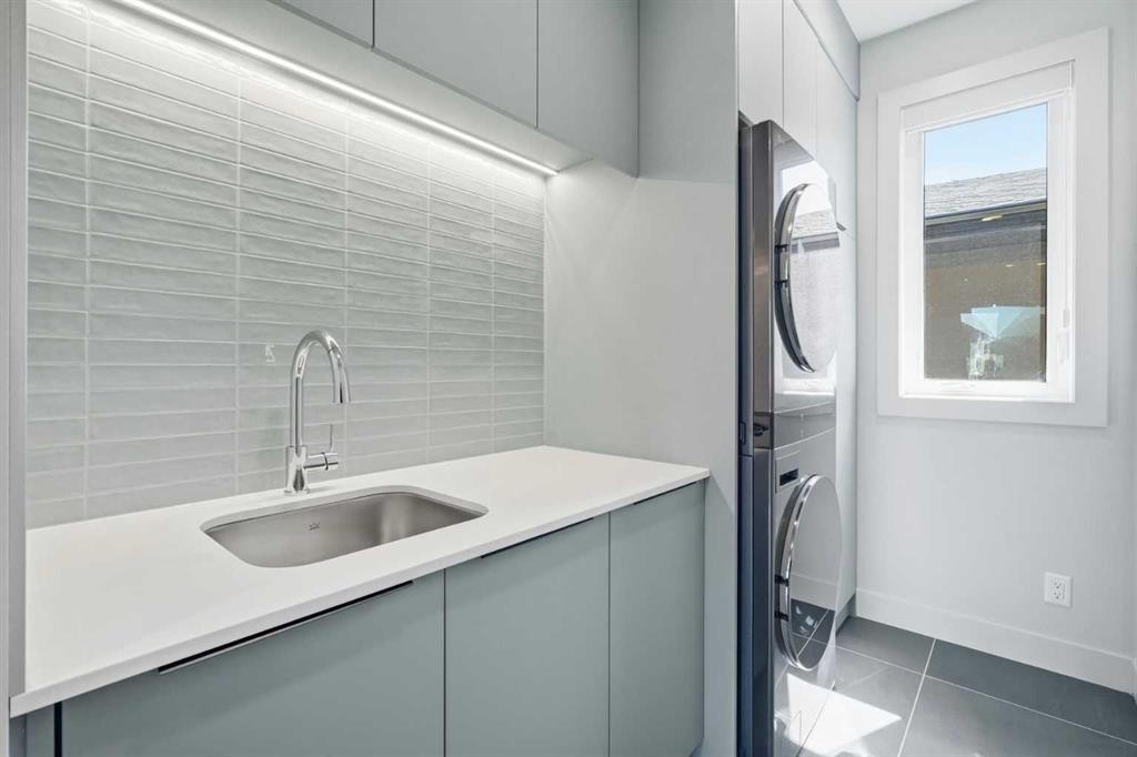 3 Mystic Ridge Way Sw, Calgary, AB - Indoor