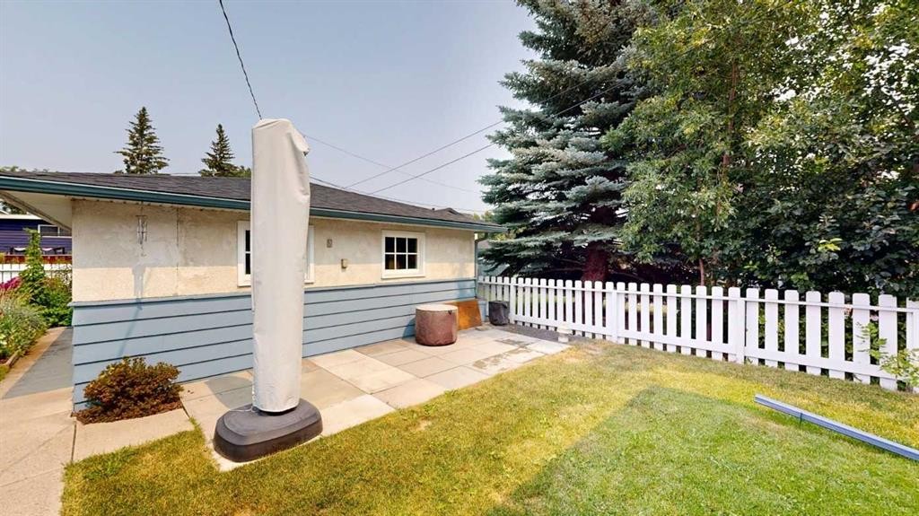 712 55 Avenue Sw, Calgary, AB