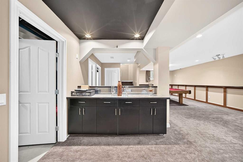 212 Aspenmere Close, Chestermere, AB - Indoor Photo Showing Other Room