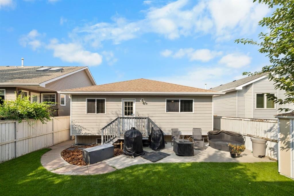 76 Douglas Ridge Close Se, Calgary, AB - Outdoor With Deck Patio Veranda