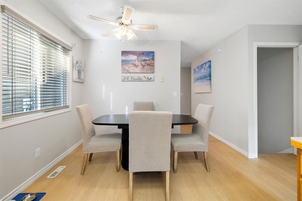 76 Douglas Ridge Close Se, Calgary, AB - Indoor Photo Showing Dining Room