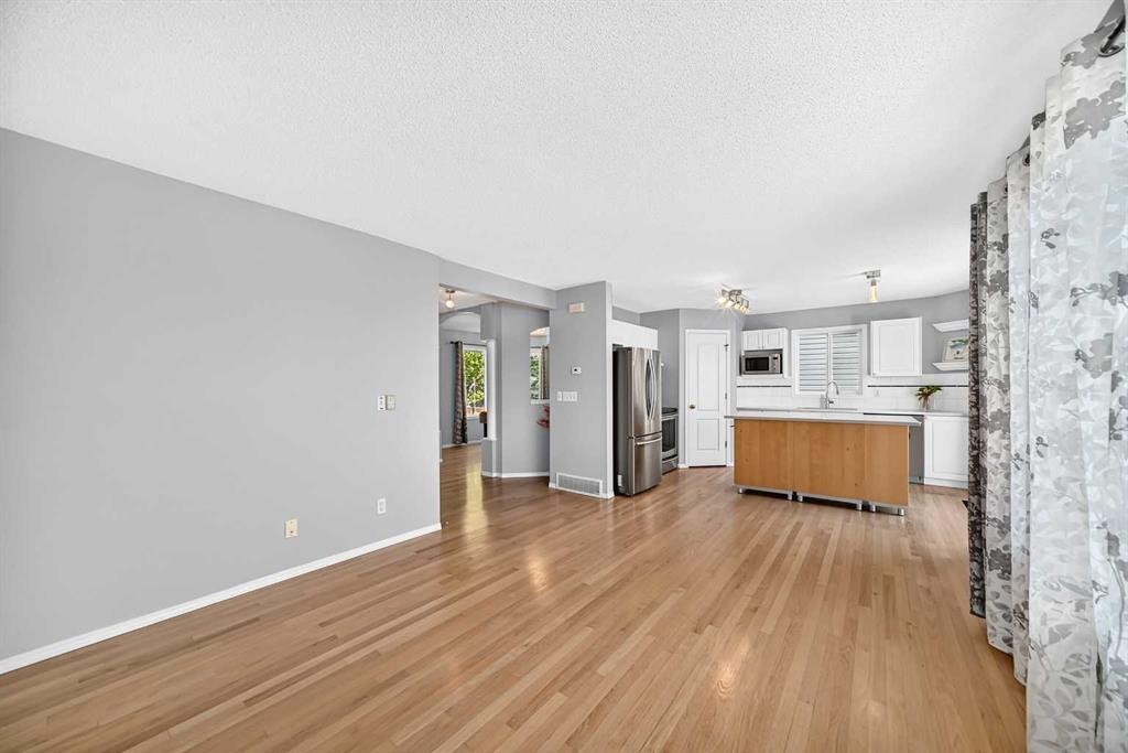 65 Tuscarora Place Nw, Calgary, AB - Indoor
