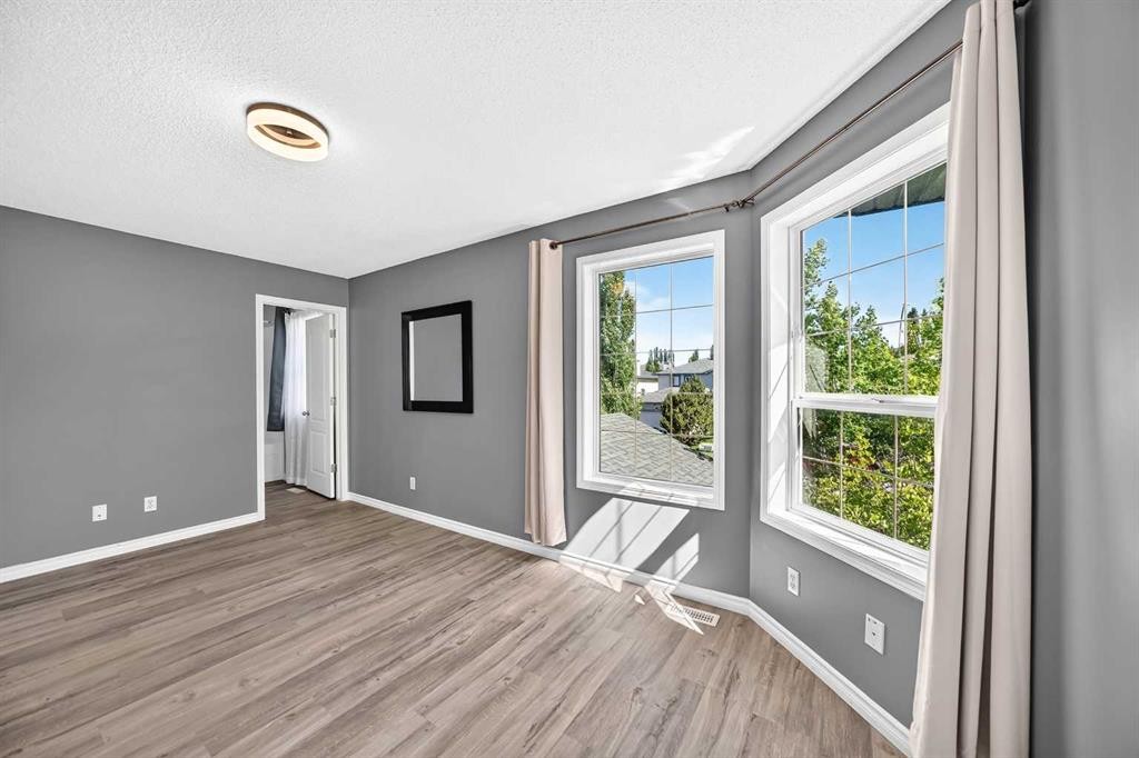 65 Tuscarora Place Nw, Calgary, AB - Photo Showing Other Room