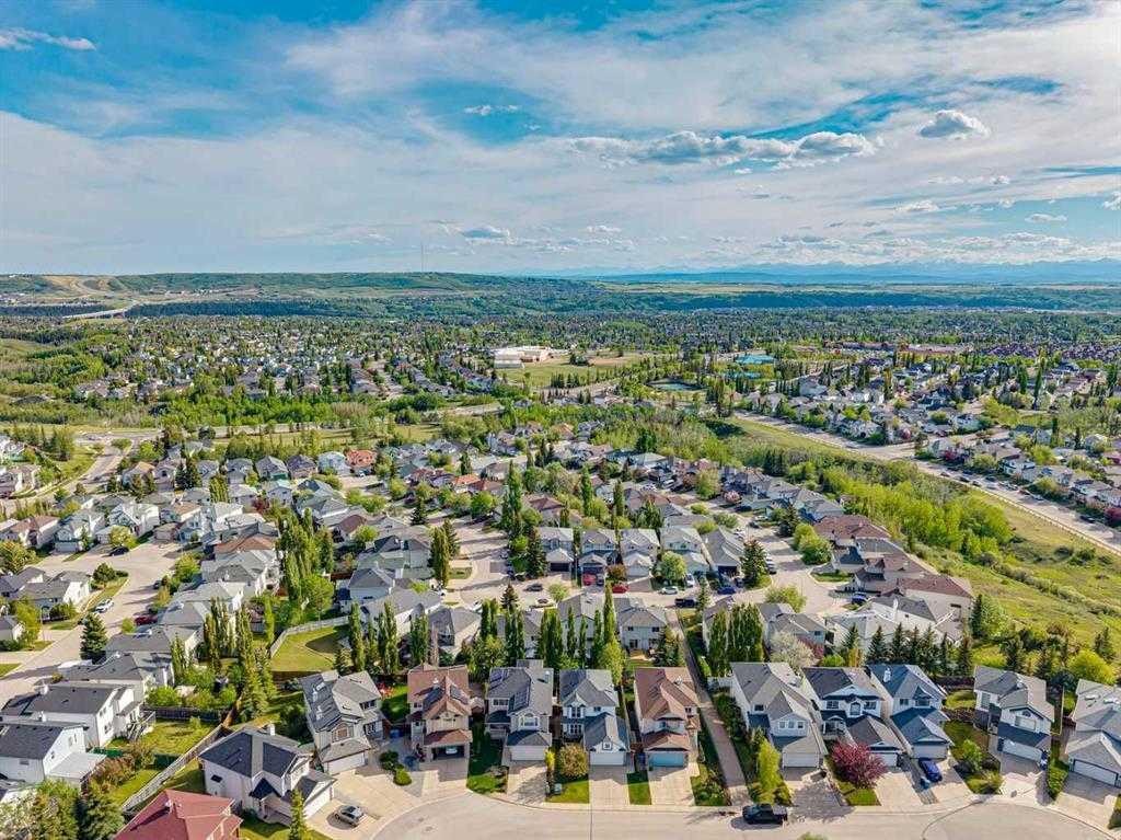 65 Tuscarora Place Nw, Calgary, AB - Outdoor With View