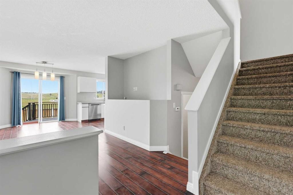 129 Hidden Spring Circle Nw, Calgary, AB - Indoor Photo Showing Other Room