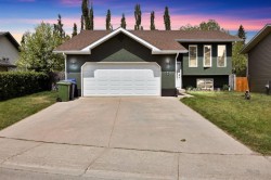 38 Balsam Crescent Olds, AB T4H 1L1