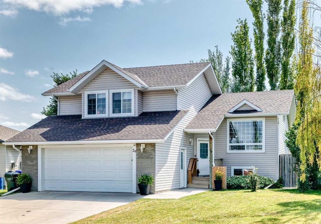 29 Sierra Road, Olds, AB - Outdoor With Facade