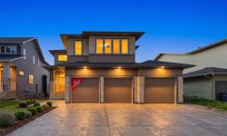 265 Dawson Wharf Crescent EASTChestermere, AB T1X 2X5