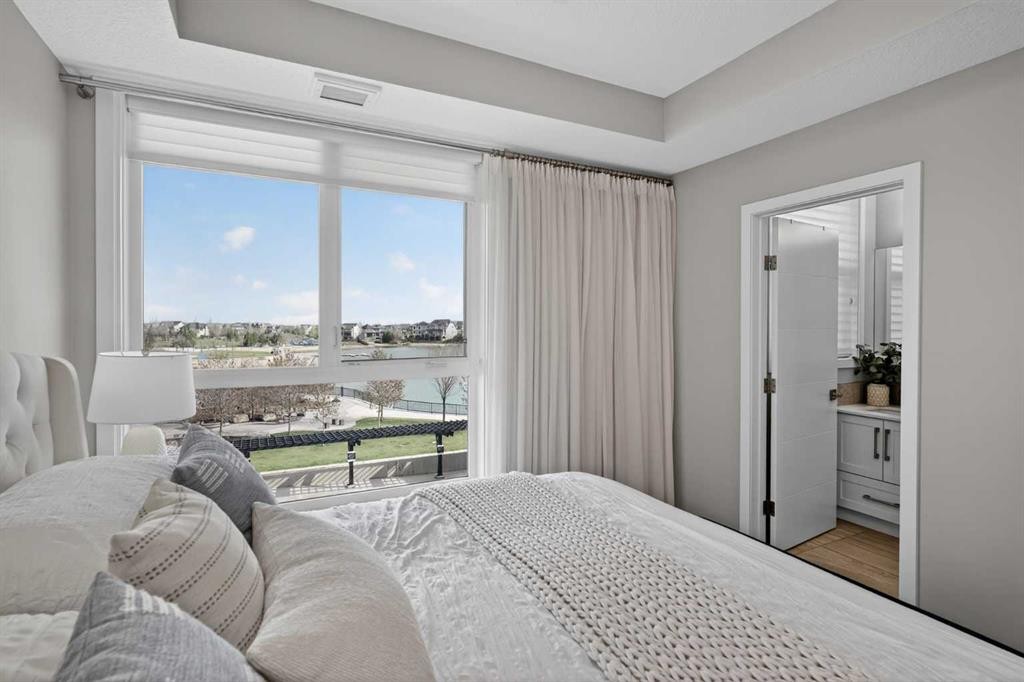 302-2231 Mahogany Boulevard Se, Calgary, AB - Indoor Photo Showing Bedroom