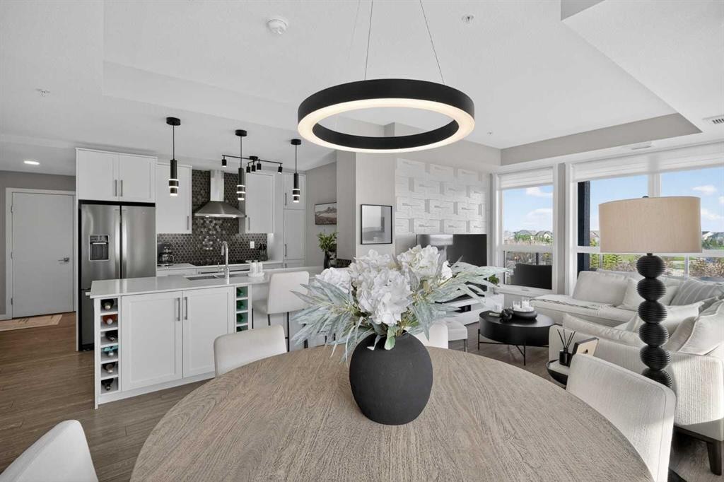 302-2231 Mahogany Boulevard Se, Calgary, AB - Indoor