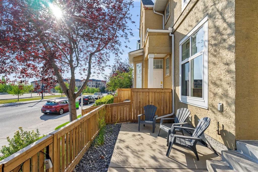205 Mckenzie Towne Gate Se, Calgary, AB - Outdoor