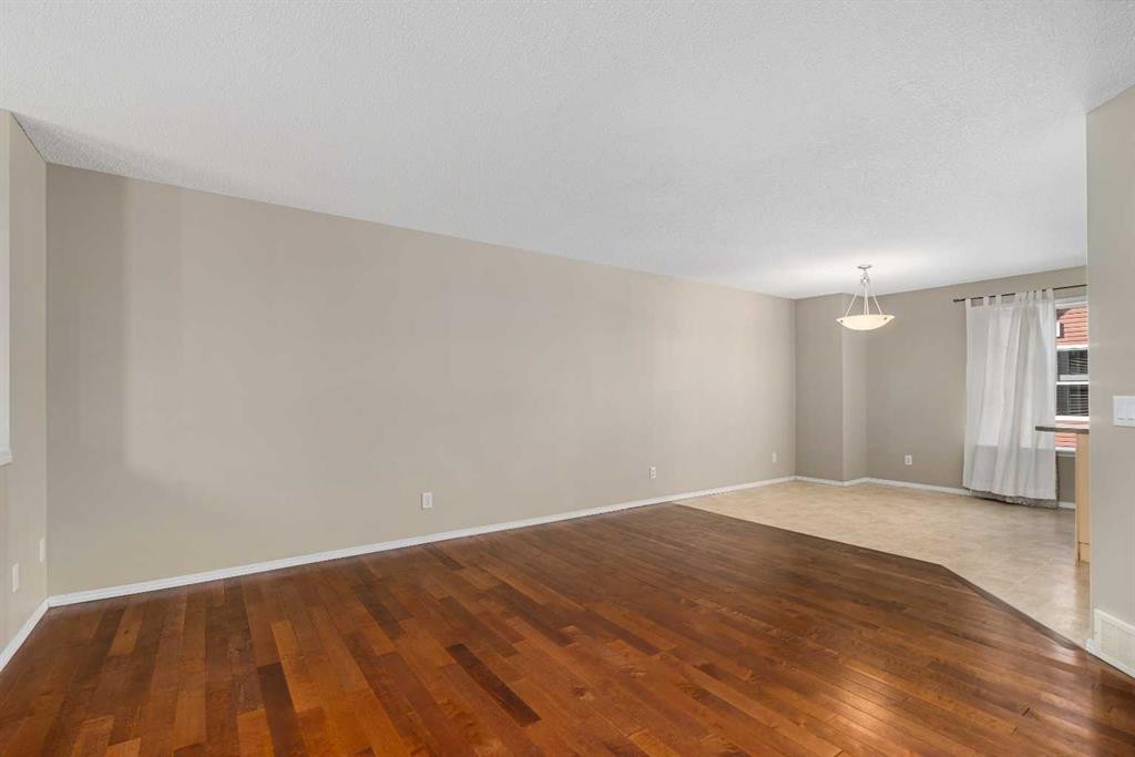 205 Mckenzie Towne Gate Se, Calgary, AB - Indoor Photo Showing Other Room