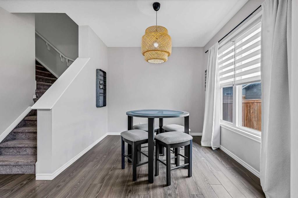 540 Evanston Link Nw, Calgary, AB - Indoor Photo Showing Other Room