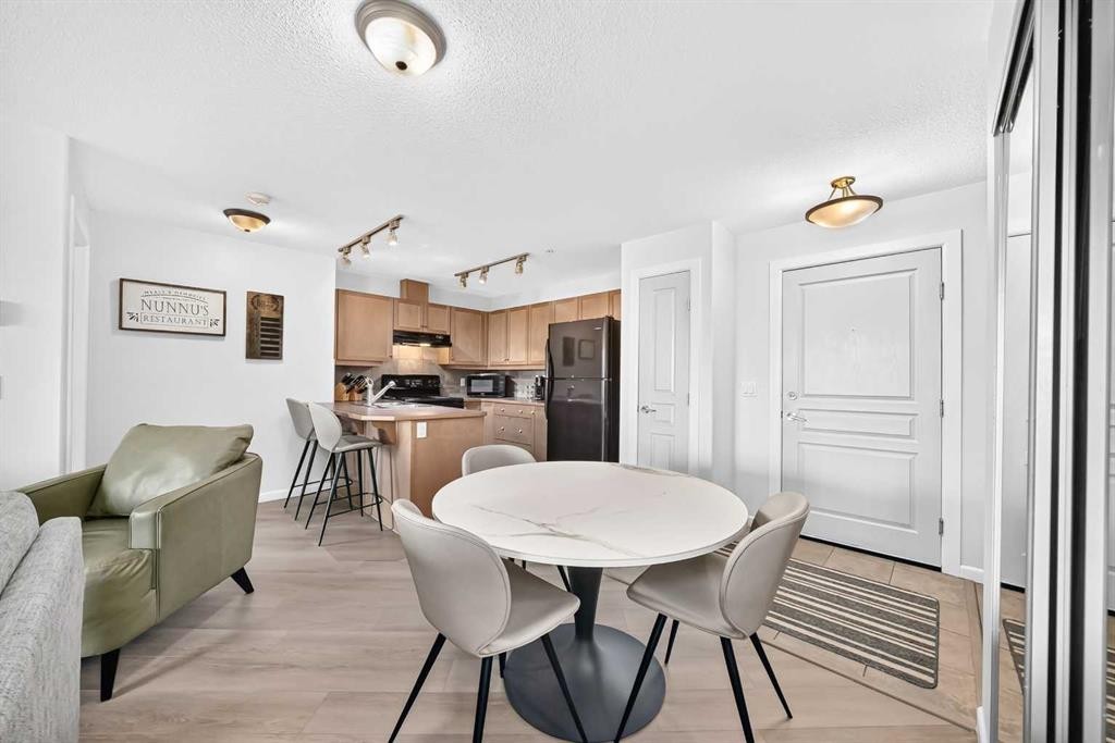 208-30 Cranfield Link Se, Calgary, AB - Indoor Photo Showing Dining Room